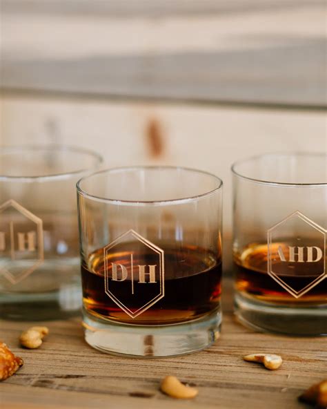 Custom Engraved Whiskey Glass Personalized Groomsmen Dof Glass Engraved Whiskey Glass