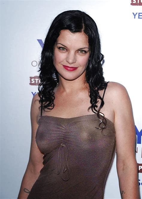 Pauley Perrette Biography Sexy Photos Swapidentity