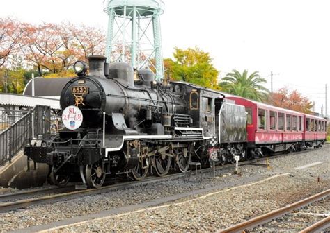 Locomotive That Possibly Inspired ‘demon Slayer Film Draws Fans The