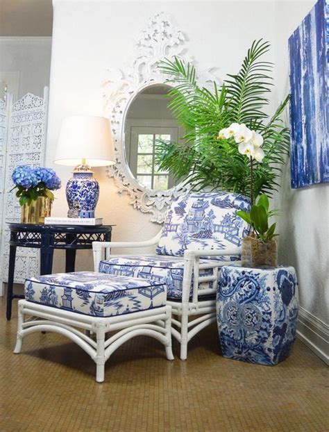 Pin By Carolyn Malin On Chinoiserie Chic Blue Decor Blue White Decor