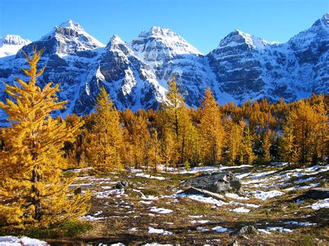 12 Beautiful Photos Of Canadian National Parks In Autumn