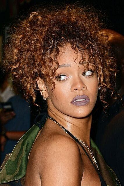 Rihanna Best Colored Lipstick Looks