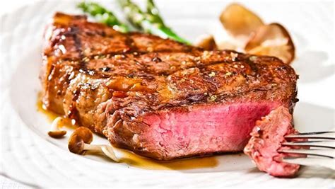 Secrets To Restaurant Quality Steak At Home For Less Money Rachael Ray Show