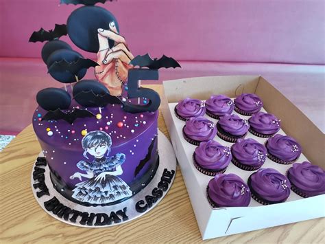 Custom Soft Icing Cake with fondant details - 7x4 inches 1- dozen