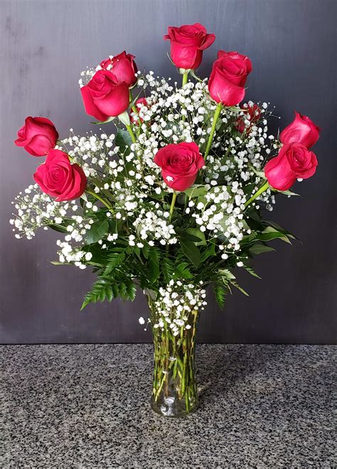 Classic Roses 1 Dozen In Las Vegas Nv Rose Shack Fine Florist