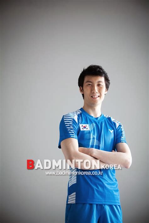 Viktor axelsen, denmark badminton player. Yoo Yeon Seong Pose for Badminton Korea Magazine ...