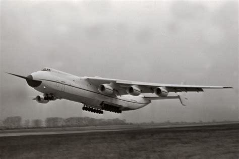 Otd In 1988 Antonov An 225 Mriya Lifts Off For The First Time Aerotime