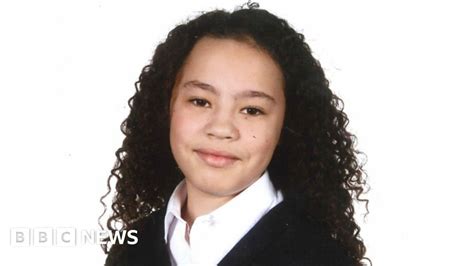 Girl 10 Dies After Being Hit By Ambulance On Nottingham 999 Call