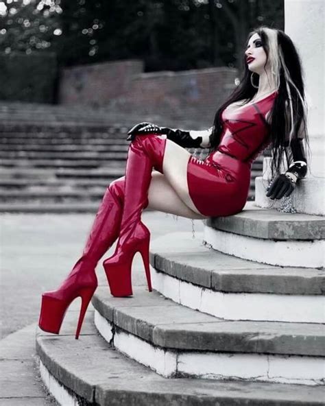 Pin By Goldgolf On High Heel Boots Gothic Outfits Hot Goth Girls Gothic Fashion
