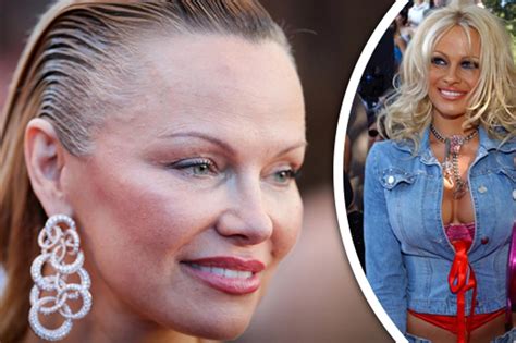 pamela anderson 50 vypadÁ ÚplnĚ jinak víme co se stalo budete koukat kafe cz