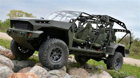 Gm Defenses Infantry Squad Vehicle Wins 214m Us Army Contract