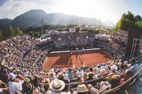 The 2018 estoril open (also known as the millennium estoril open for sponsorship purposes) was a professional men's tennis tournament played on outdoor clay courts.it was the fourth edition of the estoril open, and part of the atp world tour 250 series of the 2018 atp world tour. Tennis-Splitter - Randnotizen vom ATP-Turnier in Kitzbühel ...