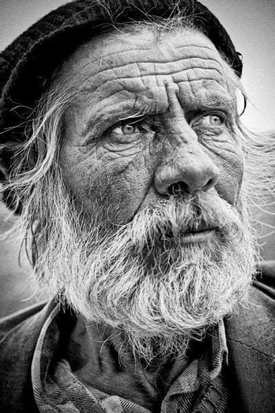 Pin By Hariri Ibtissam On Faces Old Man Portrait Male Portrait Old