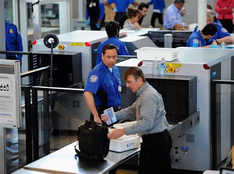 Tsa Agent With Fake Bomb Gets Past Security At Newark Airport