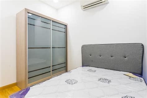 South link lifestyle apartments is also easily accessible via major highways and public transportation with its strategically connected location at bangsar south. Middle room for rent at KL Gateway Bangsar South ...