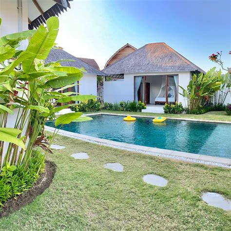 Villa Lautan Biru | Mbali