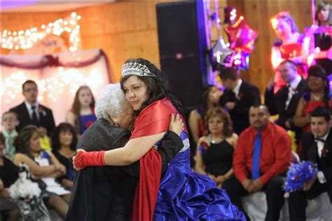 Quinceanera Ceremony Marks Girls Transition To Womanhood Toledo Blade