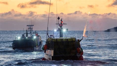 Fishing Vessel Sinks As Lucrative Lobster Season Opens Off Nova Scotia