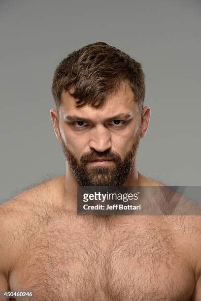 Andrei Arlovski Photos And Premium High Res Pictures Getty Images