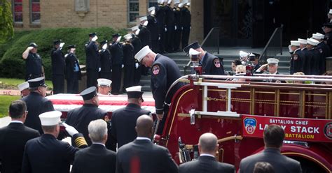 15 Years Later Funeral Held For Nyc Fire Chief Killed In 911 Attacks