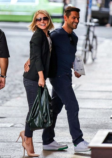 Loved Up Couple Kelly Ripa And Mark Consuelos Couldnt Keep Their