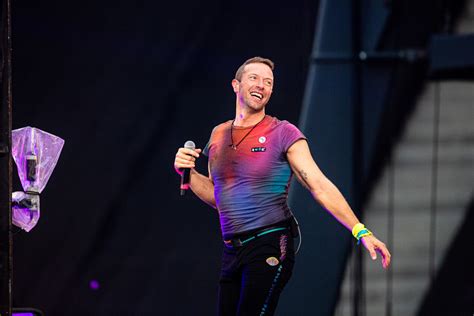 Coldplay Chris Martin 7 24 Coldplay Auf Music Of The Spheres World Tour Das Erste Von