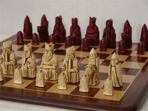 Berkeley Chess Ltd Isle Of Lewis Chess Set Ivory And Red