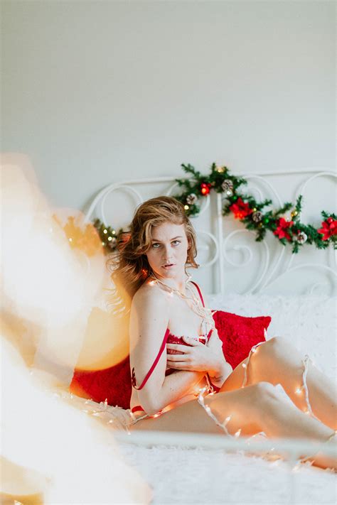 Clarksville Christmas Boudoir Photography Miss Rebekah Nashville