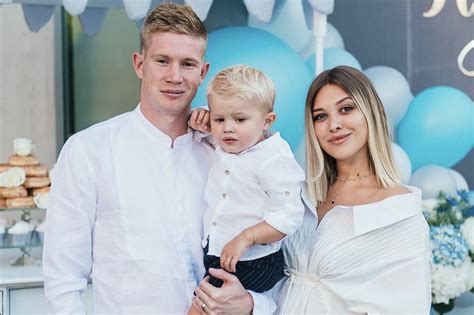 Kevin de bruyne, 29, from belgium manchester city, since 2015 attacking midfield market value: Kevin De Bruyne voor tweede keer papa geworden - Libelle Mama