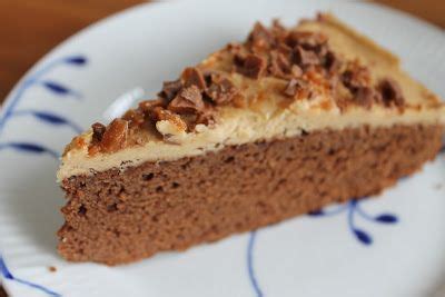 Chokoladekage Med Kaffefrosting Og Daim Danish Cake Banana Bread