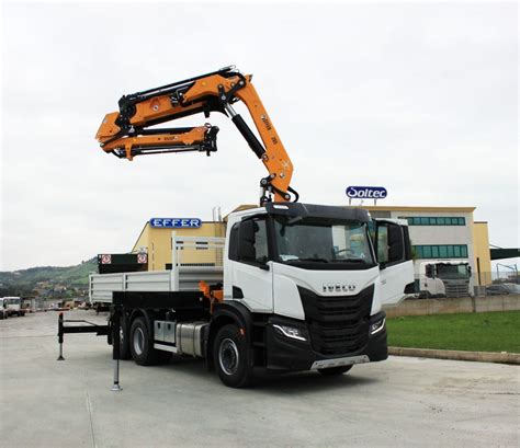 Allestimento Gru EFFER 265 4S 3S Su Iveco Ribaltabile Soltec Group