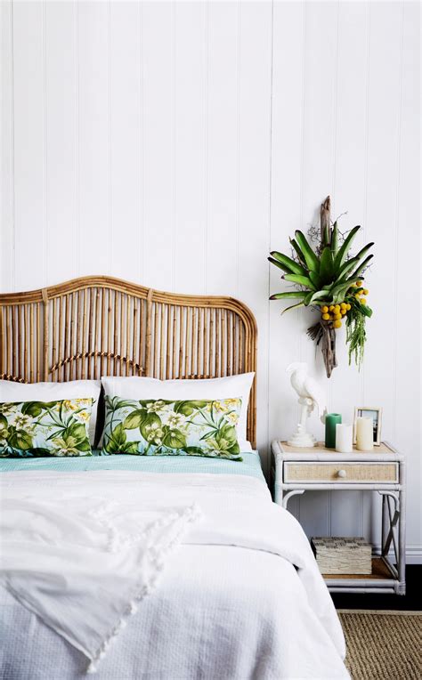 10 Modern Boho Bedrooms For A Free Spirit In 2020 Tropical Bedrooms