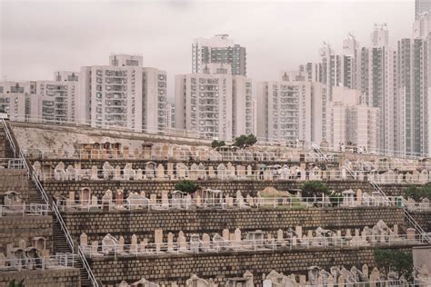 The Dizzying Hillside Cemeteries Of Hong Kong In 12 Photographs