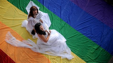 kenya lifts ban on lesbian film rafiki making it eligible for oscars cnn
