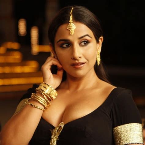 Vidya Balan Exclusive Hot Cleavage Photos Collection Indian Actress Wallpapers Photos And