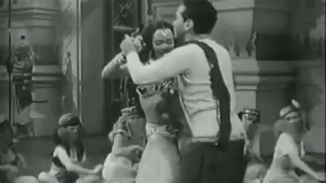Cantinflas Y Resortes Bailando Huapango Al Estilo Potosino Youtube