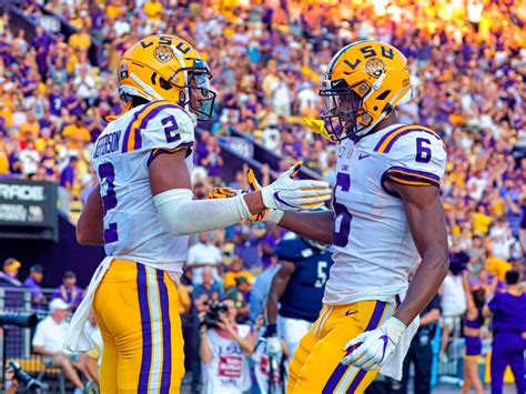 Get To Know The Close Knit Lsu Wr Trio That Rivals Alabamas Lsu