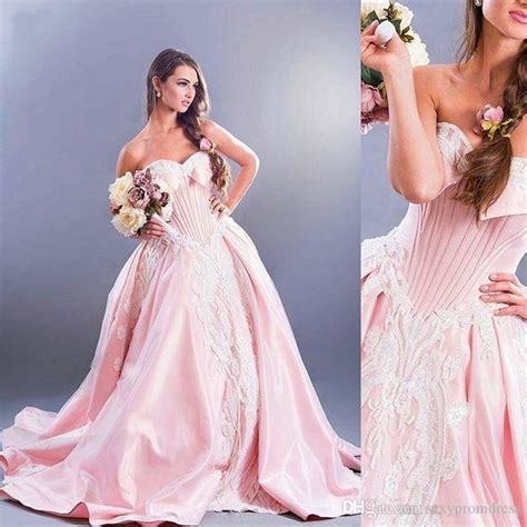 Amazing Pink Sweetheart White Lace Applique Wedding Dresses 2017 Satin