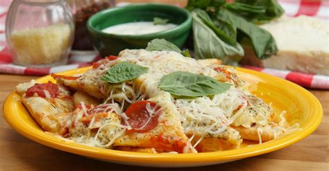 Worlds Collide with Pizza Nachos and Your Munchies Will Be ...