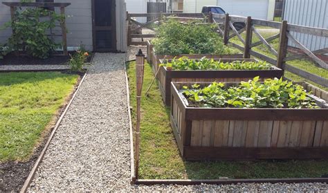13 Easiest Ways To Build A Raised Vegetable Bed In Your Garden Hometalk