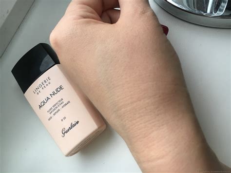 Guerlain Lingerie De Peau Aqua Nude Foundation Ultra Lightweight And