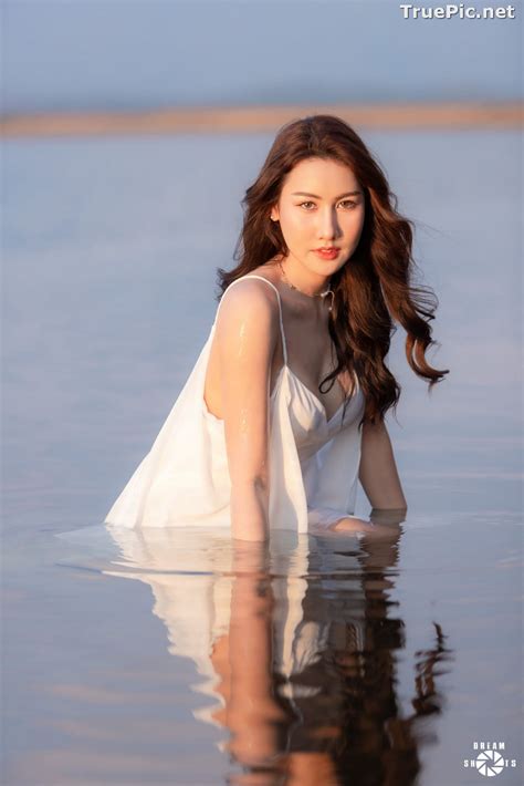 True Pic Thailand Model Rungsiya Chuanchom White Sexy Girl And The Beach