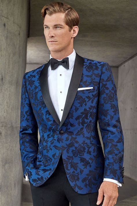 Pin By Kristen Joseph On Passion For Fashion Prom Suits For Men Prom