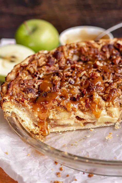 Dutch Caramel Apple Pie With Crumb Topping The Cozy Plum