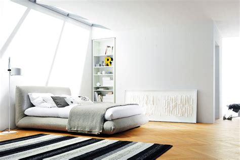 Lager jalis die ästhetik des bettes jalis vermittelt weichheit im übrigen bequemlichkeit. Cor, Jalis bed | Bett ideen, Interlübke bett, Wohnen