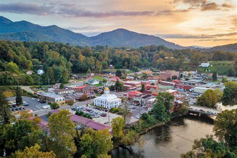 9 Amazing Things To Do In Bryson City Nc For Outdoor Lovers