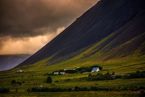 Icelandic Countryside Null