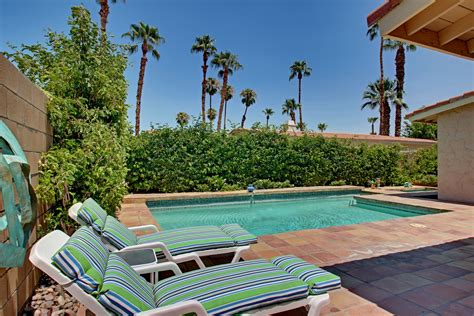 Beautiful Palm Springs Pool Home With Gorgeous Mountain