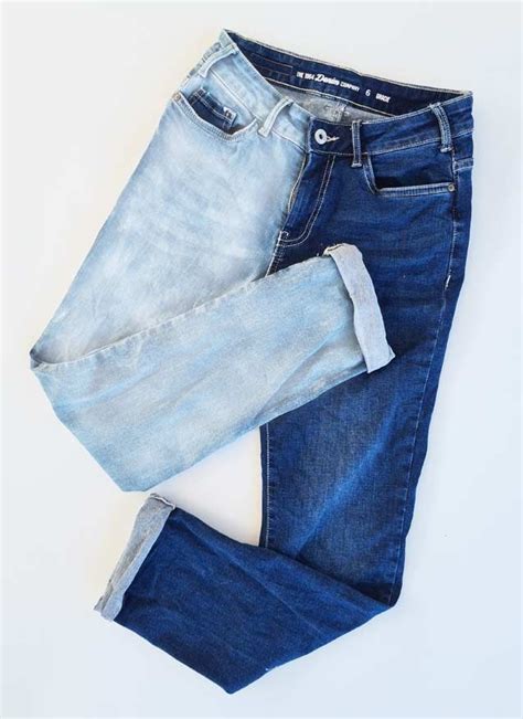 With a little inspiration from some free people jeans i've seen, i decided to experiment with studs to give them more of the roc… HOW TO Bleach Your Jeans in 2020 | Bleach jeans diy, Diy ...