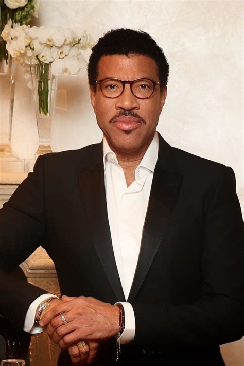 Lionel Richie Net Worth, Nationality, Career, Awards, Family, and Assets